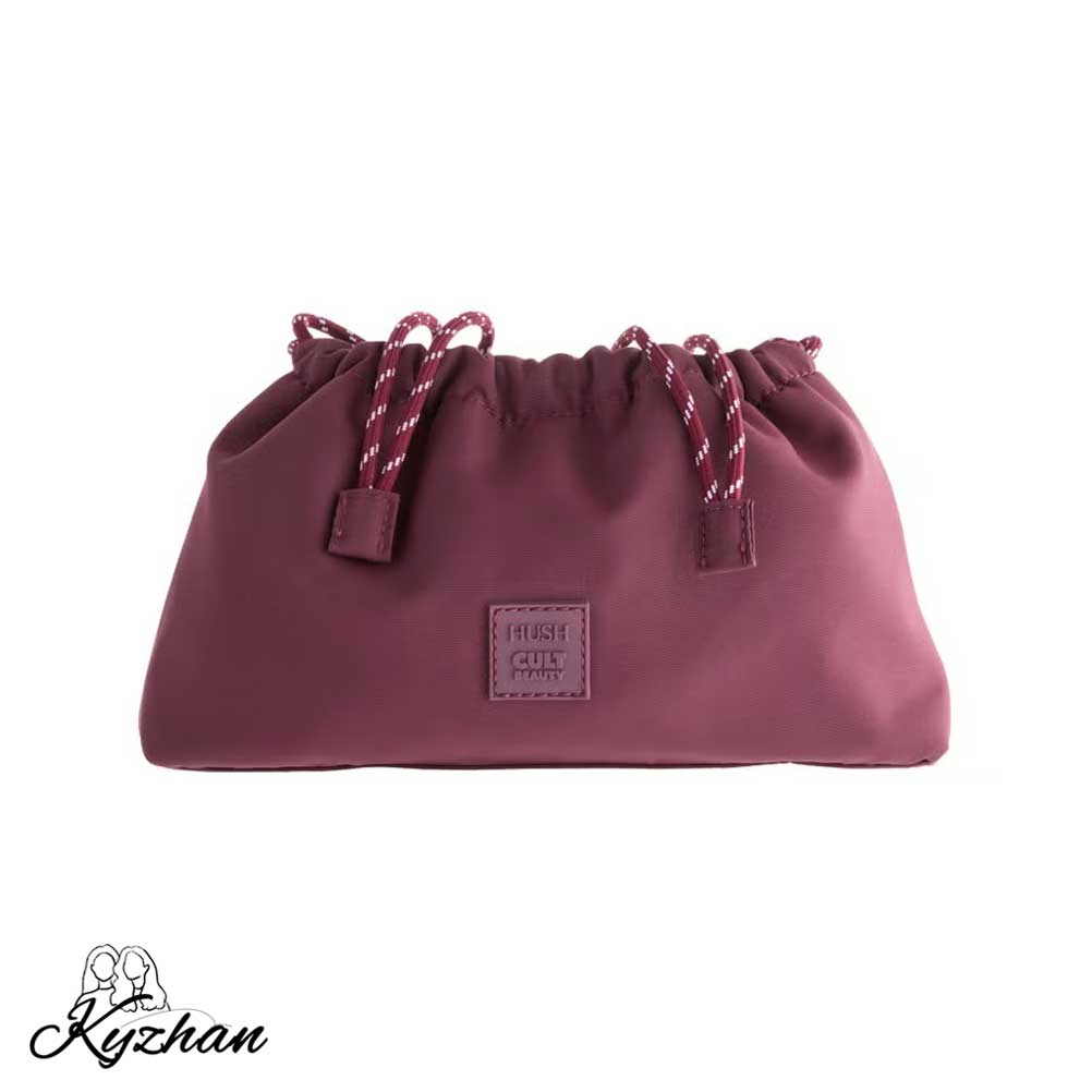cult-beauty-x-hush-edit-make-up-bag کیف لوازم آرایش کیسهای از کالکشن کالت بیوتی X هاش ادیت - تصویر 1